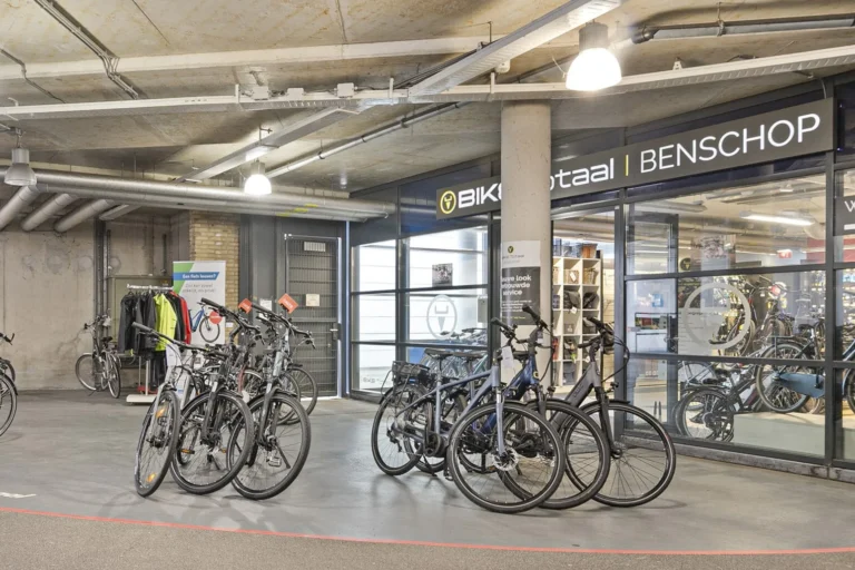 Voorgevel Benschop Tweewielers Nijmegen